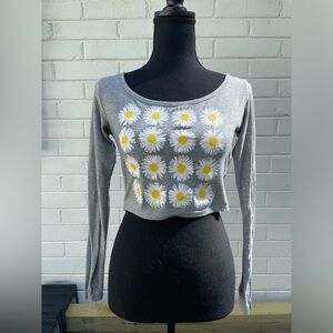 Miss Popular Daisy Crop Top